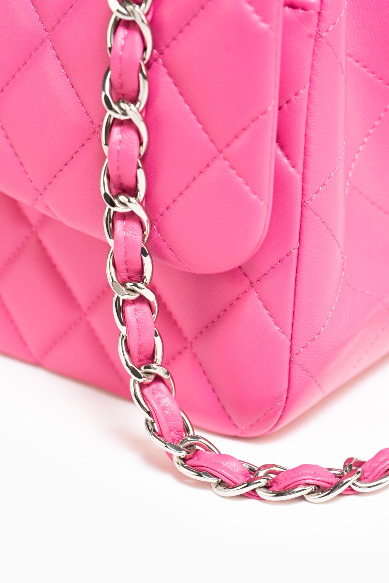 Chanel Jumbo Classic Double Flap Shoulder Bag In Pink