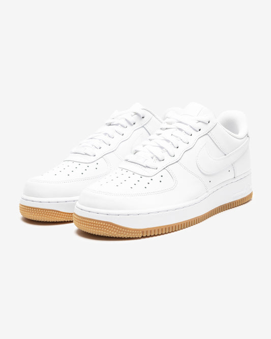 NIKE AIR FORCE 1 '07 - WHITE/ GUMLIGHTBROWN