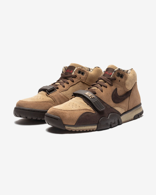 NIKE AIR TRAINER 1 - HAY/ BAROQUEBROWN/ TAUPE/ VARSITYRED