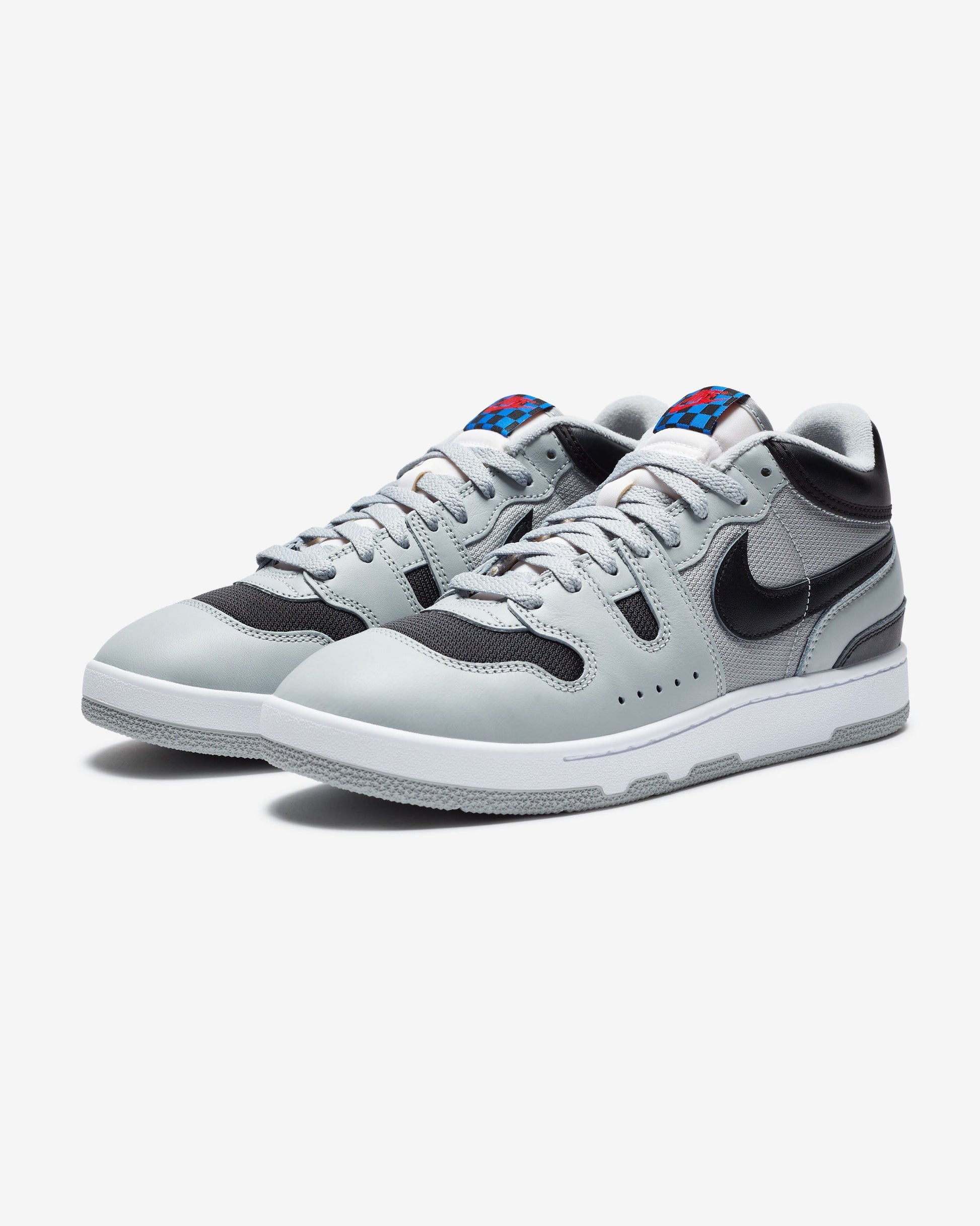 NIKE ATTACK QS SP - LTSMOKEGREY/ BLACK/ WHITE