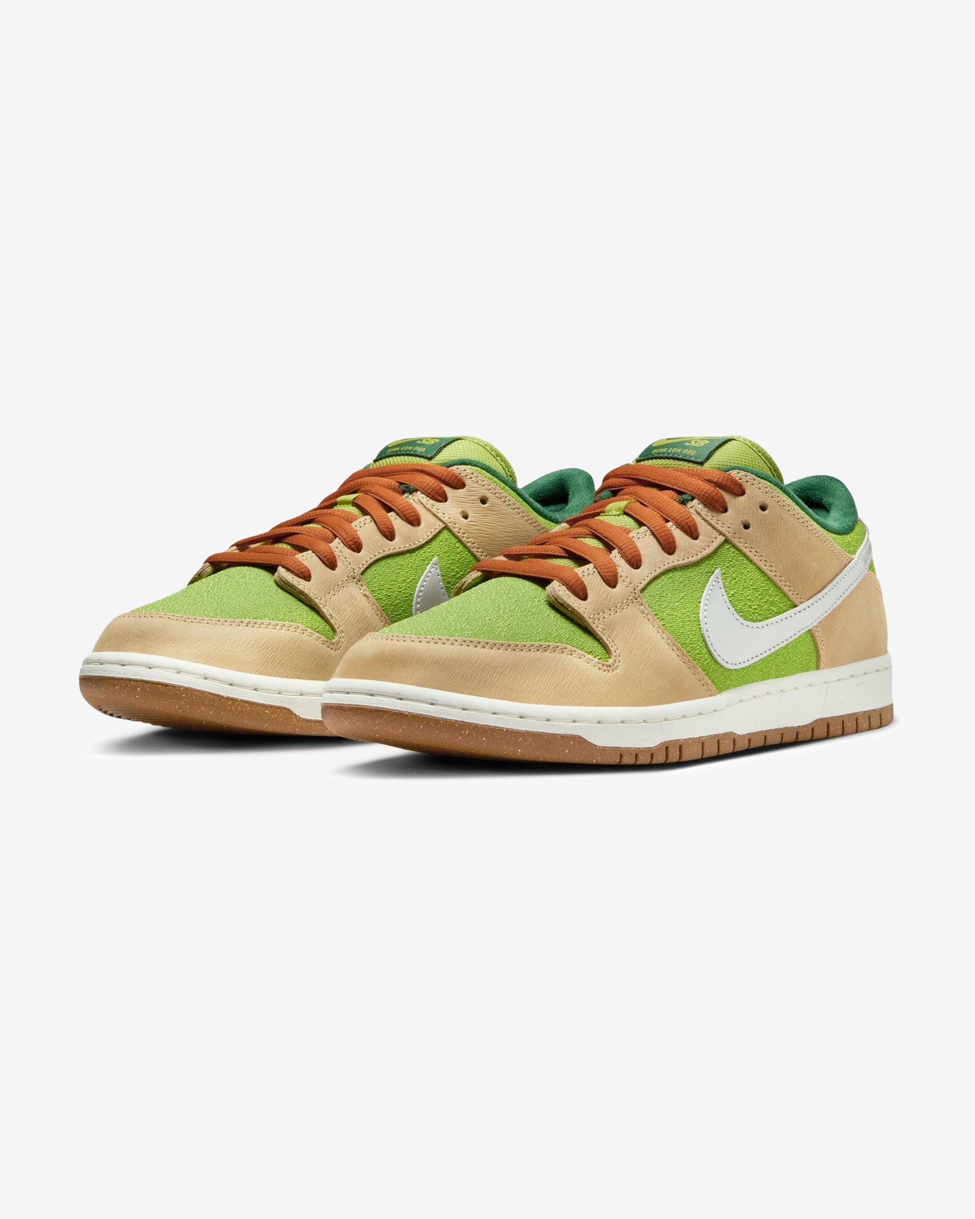 NIKE SB DUNK LOW PRO - SESAME/ METALLICSILVER/ PEAR