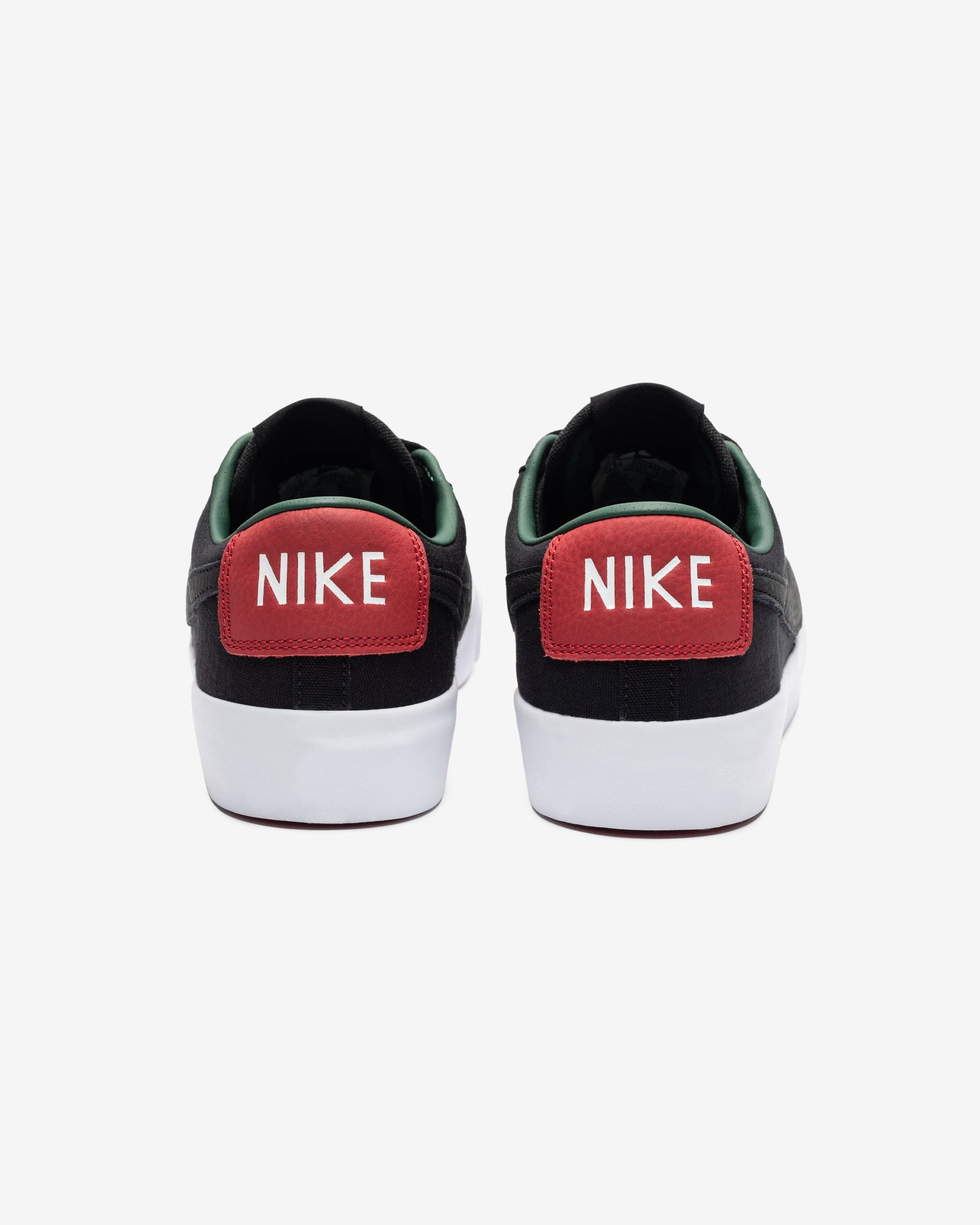 NIKE SB ZOOM BLAZER LOW GT PREMIUM - BLACK/ VARSITYRED/ FIR