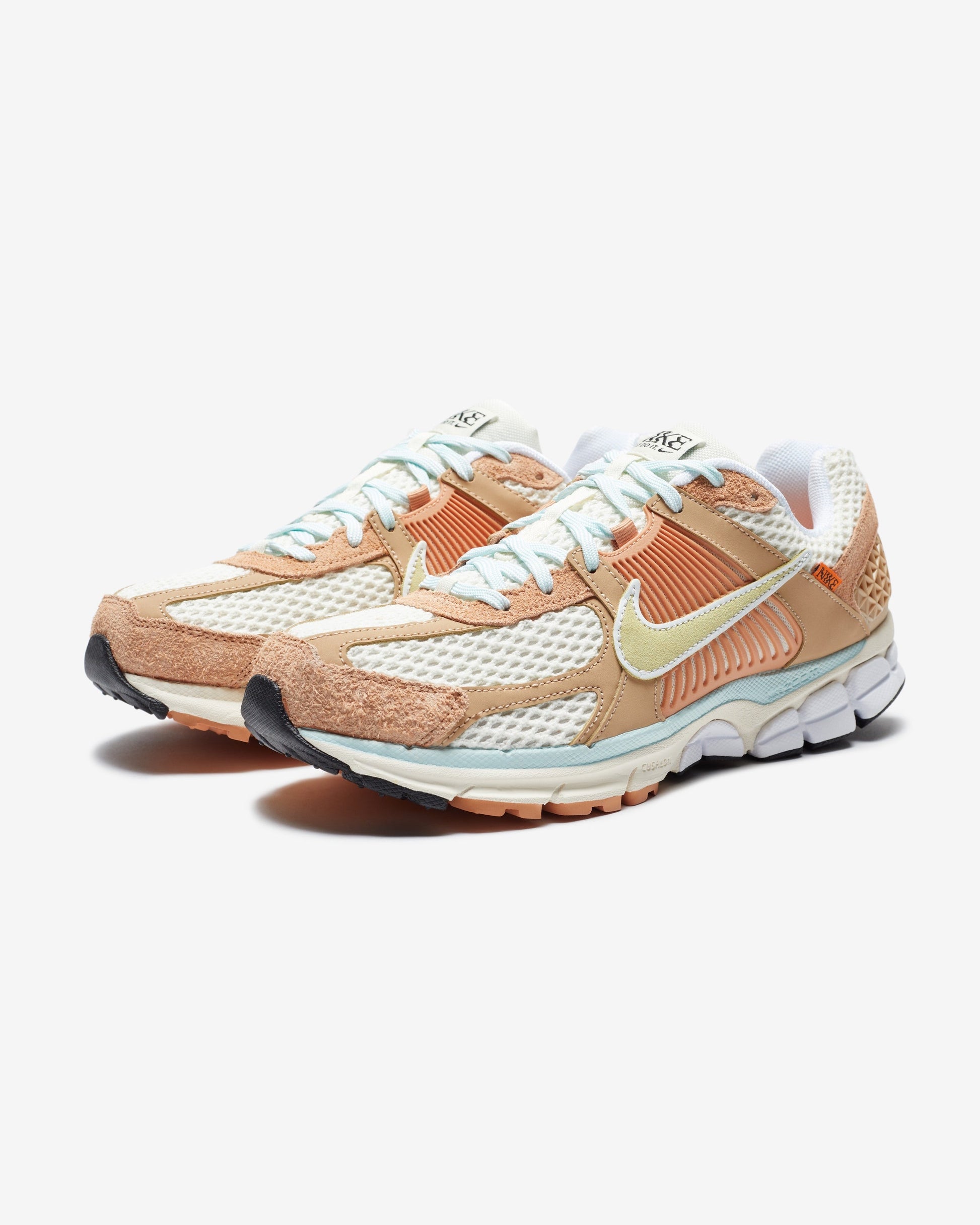 NIKE ZOOM VOMERO 5 - PALEIVORY/ CITRONTINT/ PALEIVORY/ HEMP