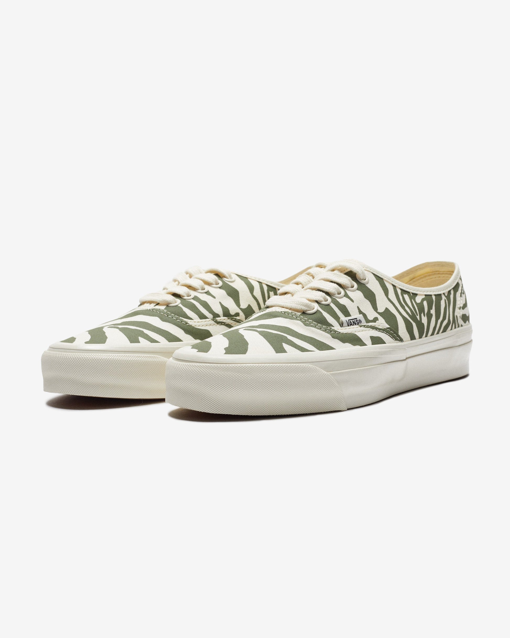 VANS PREMIUM AUTHENTIC 44 - OFFWHITE/ OLIVINEGREEN